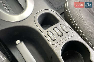 Внедорожник / Кроссовер Nissan Qashqai 2012 в 
