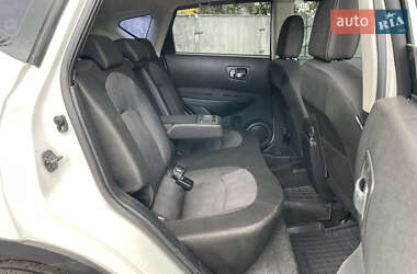 Внедорожник / Кроссовер Nissan Qashqai 2012 в 