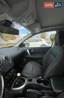 Внедорожник / Кроссовер Nissan Qashqai 2011 в 