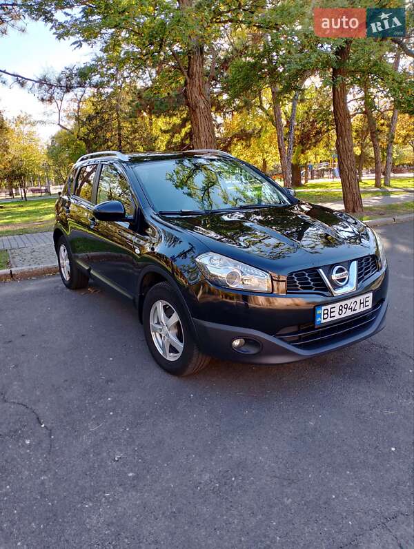 Позашляховик / Кросовер Nissan Qashqai 2010 в Миколаєві