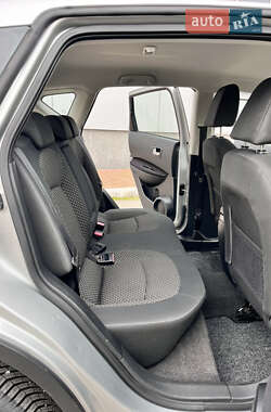 Внедорожник / Кроссовер Nissan Qashqai 2007 в 