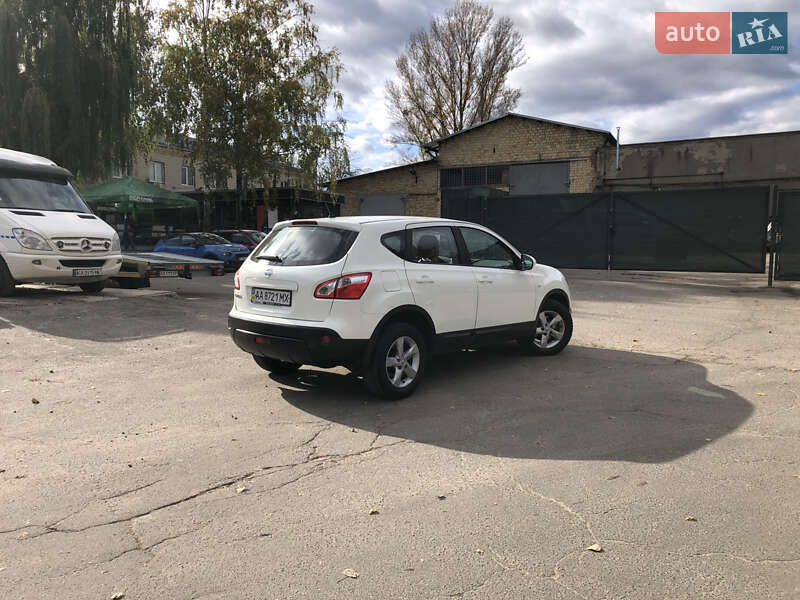 Позашляховик / Кросовер Nissan Qashqai 2013 в Києві фото 6 Позашляховик / Кросовер Nissan Qashqai 2013 в Києві