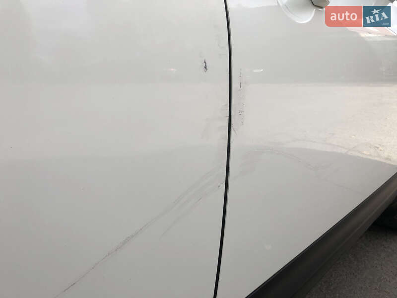 Позашляховик / Кросовер Nissan Qashqai 2013 в Києві фото 14 Позашляховик / Кросовер Nissan Qashqai 2013 в Києві