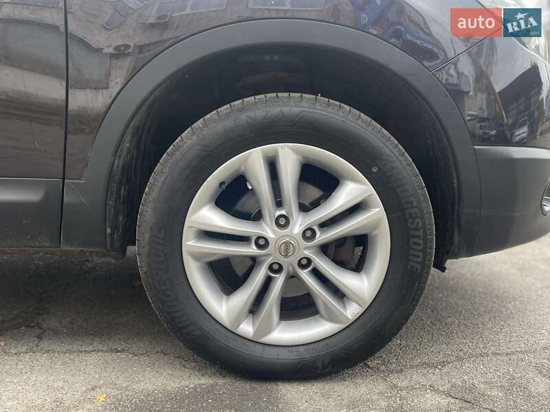 Внедорожник / Кроссовер Nissan Qashqai 2010 в Сумах