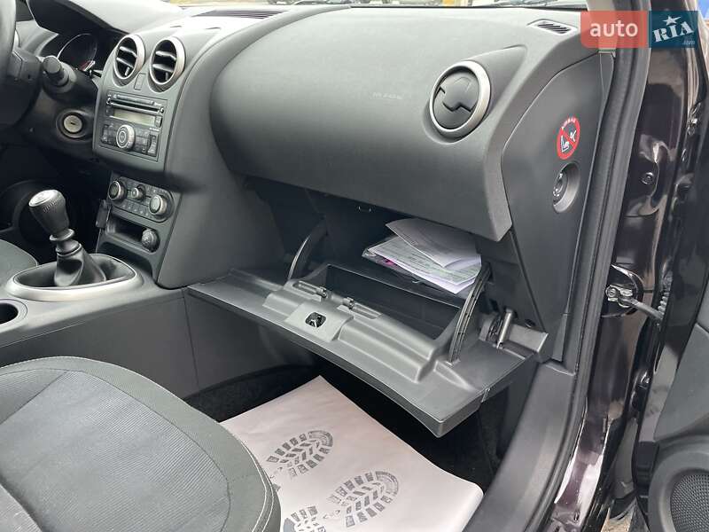 Внедорожник / Кроссовер Nissan Qashqai 2010 в Сумах