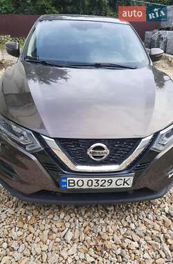 Внедорожник / Кроссовер Nissan Qashqai 2021 в Зборове