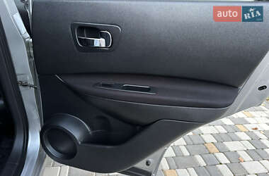 Позашляховик / Кросовер Nissan Qashqai 2007 в 