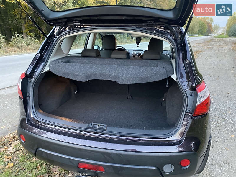 Внедорожник / Кроссовер Nissan Qashqai 2011 в Борщеве