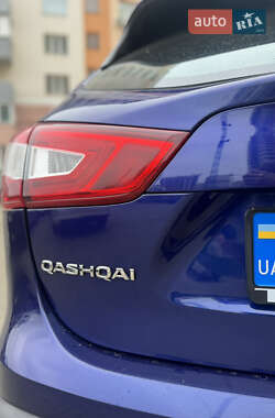 Внедорожник / Кроссовер Nissan Qashqai 2016 в 