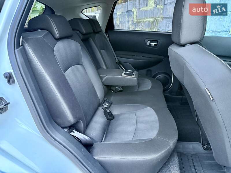 Внедорожник / Кроссовер Nissan Qashqai 2011 в Харькове