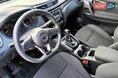 Позашляховик / Кросовер Nissan Qashqai 2019 в 