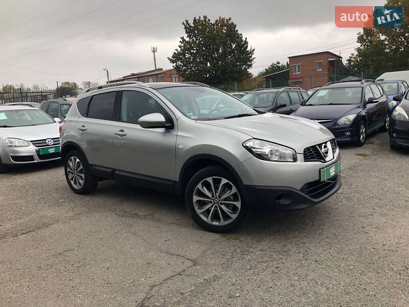Внедорожник / Кроссовер Nissan Qashqai 2010 в Полтаве