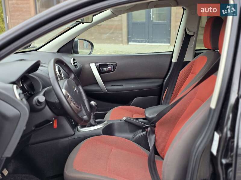 Внедорожник / Кроссовер Nissan Qashqai 2008 в Косове