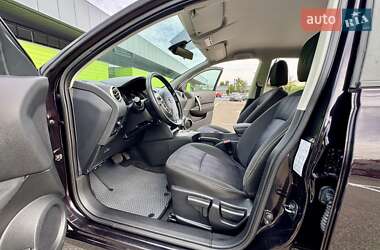 Позашляховик / Кросовер Nissan Qashqai 2013 в 
