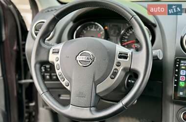 Позашляховик / Кросовер Nissan Qashqai 2013 в 