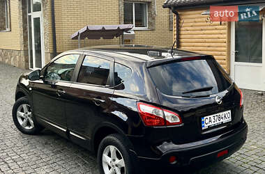 Внедорожник / Кроссовер Nissan Qashqai 2011 в 