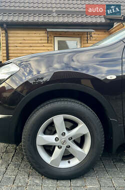 Внедорожник / Кроссовер Nissan Qashqai 2011 в 