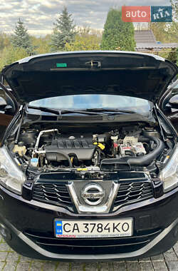 Внедорожник / Кроссовер Nissan Qashqai 2011 в 