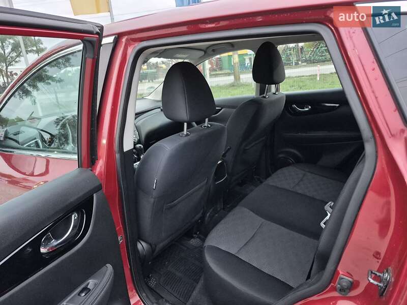 Внедорожник / Кроссовер Nissan Qashqai 2016 в Кропивницком