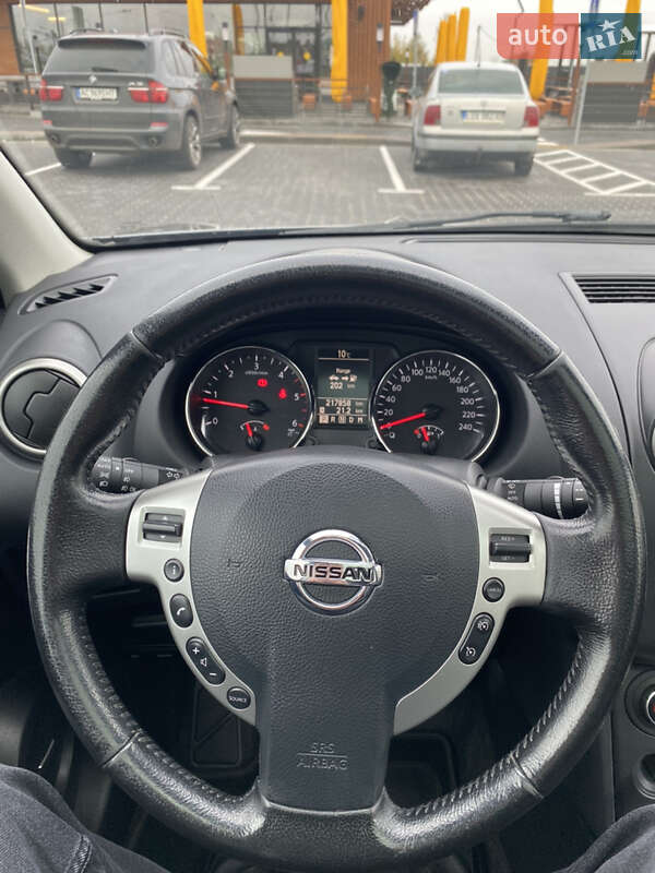 Внедорожник / Кроссовер Nissan Qashqai 2012 в Луцке фото 26 Внедорожник / Кроссовер Nissan Qashqai 2012 в Луцке