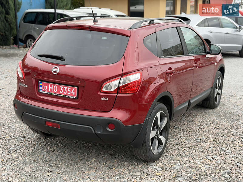 Внедорожник / Кроссовер Nissan Qashqai 2013 в Ровно