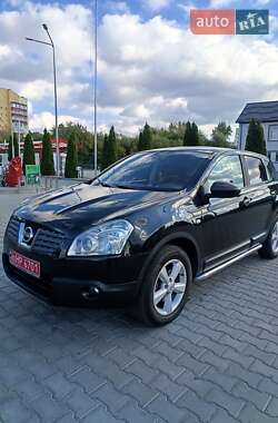 Внедорожник / Кроссовер Nissan Qashqai 2008 в 