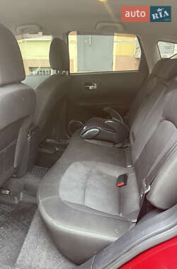 Позашляховик / Кросовер Nissan Qashqai 2013 в 