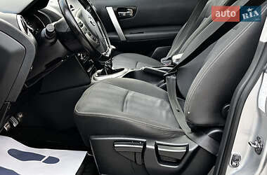 Внедорожник / Кроссовер Nissan Qashqai 2010 в 