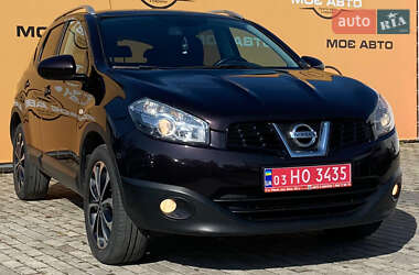 Позашляховик / Кросовер Nissan Qashqai 2012 в 