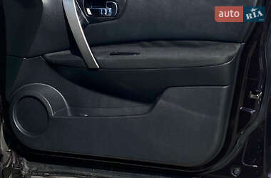 Позашляховик / Кросовер Nissan Qashqai 2012 в 