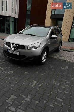 Позашляховик / Кросовер Nissan Qashqai 2011 в Хмельницькому