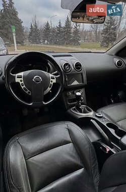 Внедорожник / Кроссовер Nissan Qashqai 2011 в 