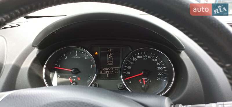 Внедорожник / Кроссовер Nissan Qashqai 2012 в Луцке