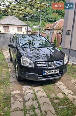 Позашляховик / Кросовер Nissan Qashqai 2007 в  фото 3 Позашляховик / Кросовер Nissan Qashqai 2007 в