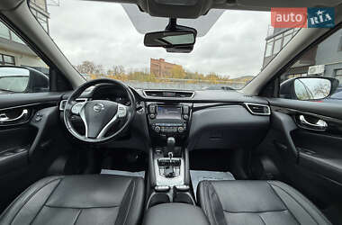Внедорожник / Кроссовер Nissan Qashqai 2015 в 