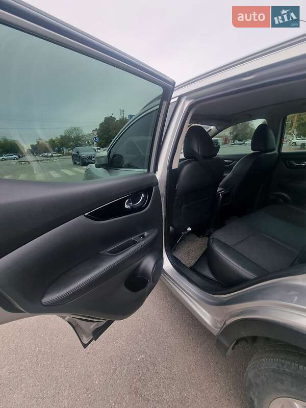 Внедорожник / Кроссовер Nissan Qashqai 2015 в Новомосковске