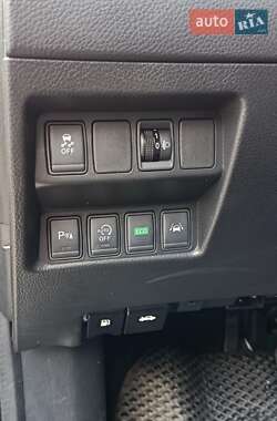 Внедорожник / Кроссовер Nissan Qashqai 2014 в 