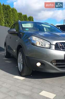 Позашляховик / Кросовер Nissan Qashqai 2011 в 