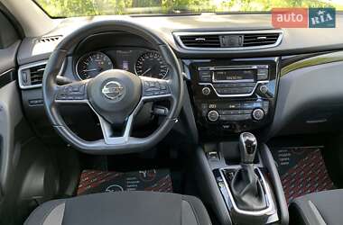 Внедорожник / Кроссовер Nissan Qashqai 2021 в 