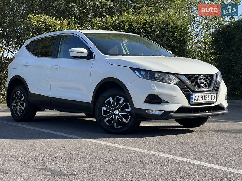 Позашляховик / Кросовер Nissan Qashqai 2018 в  фото Позашляховик / Кросовер Nissan Qashqai 2018 в