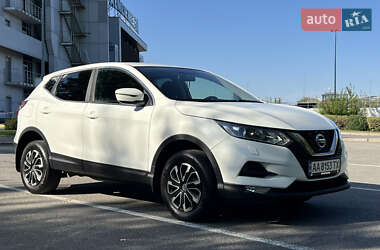 Позашляховик / Кросовер Nissan Qashqai 2018 в  фото 22 Позашляховик / Кросовер Nissan Qashqai 2018 в
