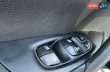 Позашляховик / Кросовер Nissan Qashqai 2018 в  фото 30 Позашляховик / Кросовер Nissan Qashqai 2018 в