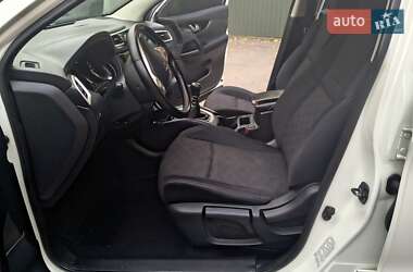 Внедорожник / Кроссовер Nissan Qashqai 2014 в 