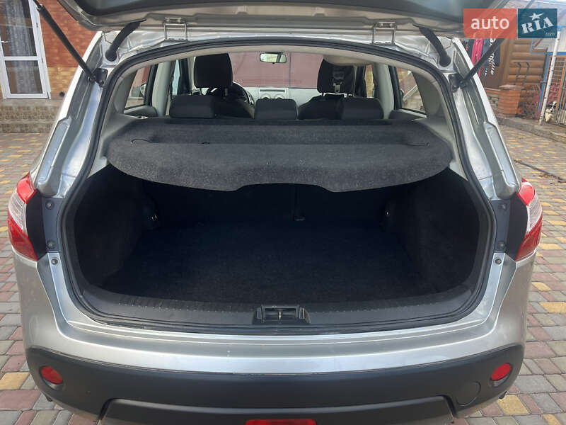 Позашляховик / Кросовер Nissan Qashqai 2012 в Малій Висці фото 15 Позашляховик / Кросовер Nissan Qashqai 2012 в Малій Висці