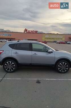 Внедорожник / Кроссовер Nissan Qashqai 2012 в Киеве