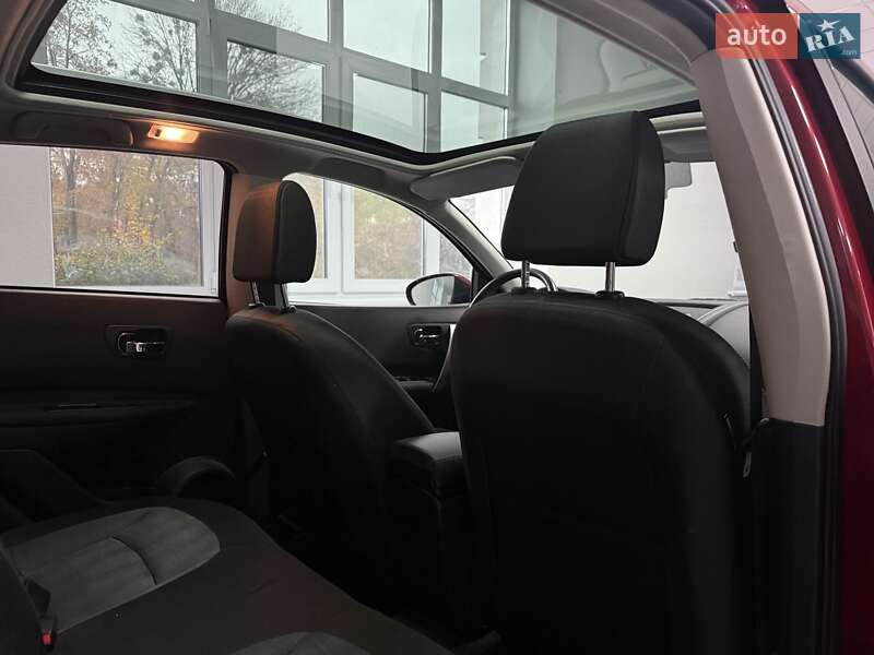 Внедорожник / Кроссовер Nissan Qashqai 2010 в Полтаве