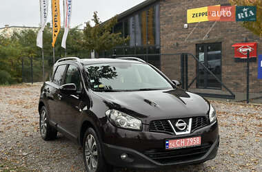 Внедорожник / Кроссовер Nissan Qashqai 2010 в 