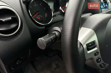 Внедорожник / Кроссовер Nissan Qashqai 2010 в 