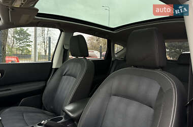 Внедорожник / Кроссовер Nissan Qashqai 2010 в 
