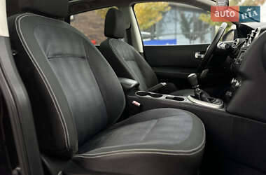 Внедорожник / Кроссовер Nissan Qashqai 2010 в 
